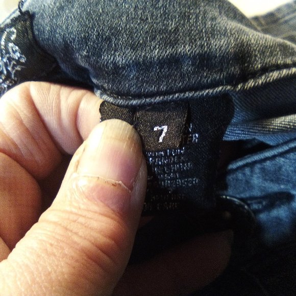 "Paris Blues" Dark Washed Slightly Distressed Jeans Size 7 Skinny - Picture 4 of 11